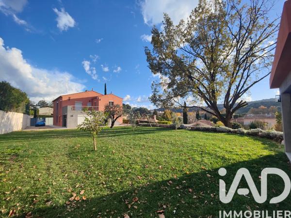 Location maison 5 pièces 285 m² Villeneuve-Loubet