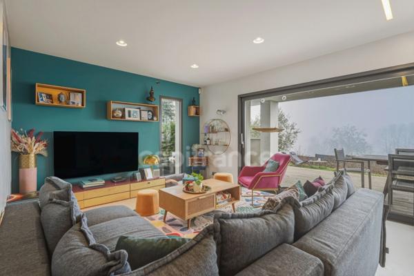 Maison à vendre 7 pièces CROZET (01)