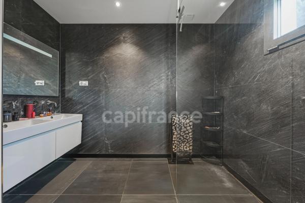 Maison à vendre 7 pièces CROZET (01)