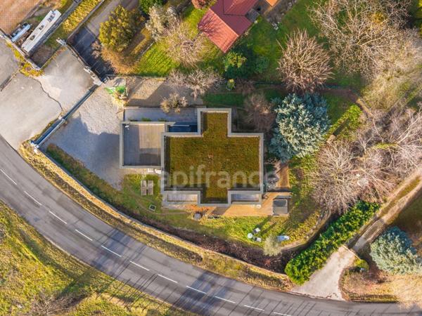 Maison à vendre 7 pièces CROZET (01)