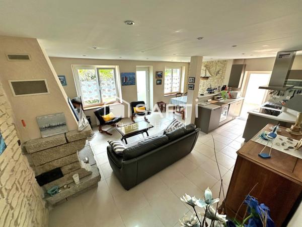 A 2mn de la mer maison meublée avec cour et garage