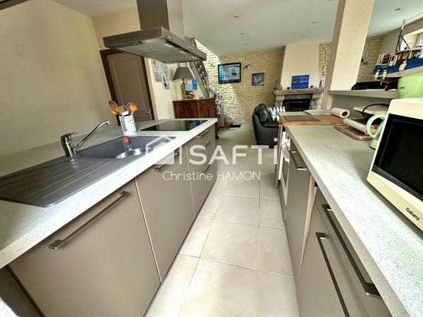 A 2mn de la mer maison meublée avec cour et garage