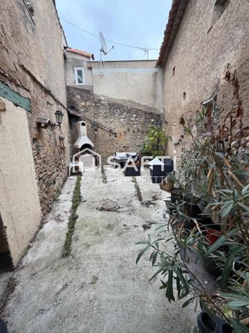 MAISON DE VILLAGE 112 M² AVEC COUR DE 20 M² ET TERRASSE DE 13 M² + ANNEXE