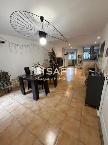 MAISON DE VILLAGE 112 M² AVEC COUR DE 20 M² ET TERRASSE DE 13 M² + ANNEXE