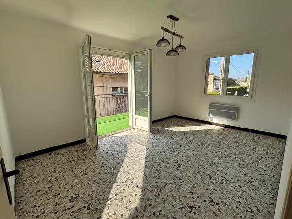 Maison de ville avec jardin, terrasse et garage