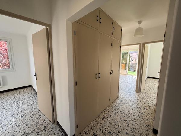 Maison de ville avec jardin, terrasse et garage