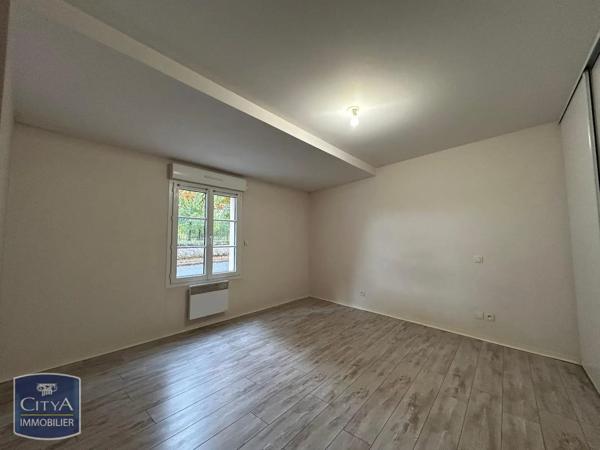 Appartement à louer 2 pièces 56.76m² Alençon (61000)