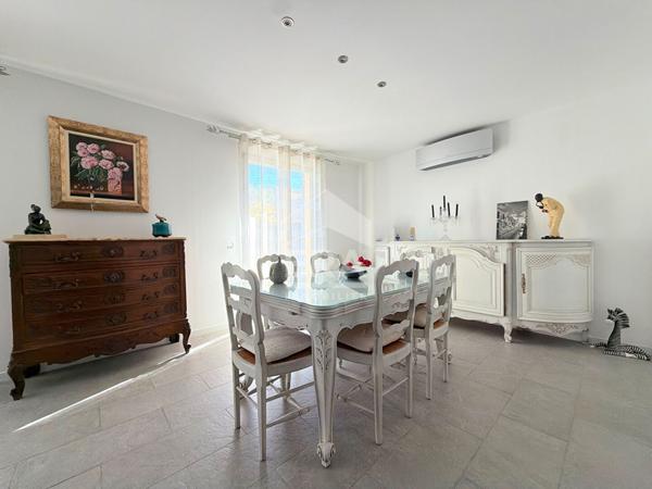 A VENDRE 84120 PERTUIS MAISON PLAIN PIED 4 PIECES D'ENVIRON 98 M² AVEC JARDIN, GARAGE ET PISCINE