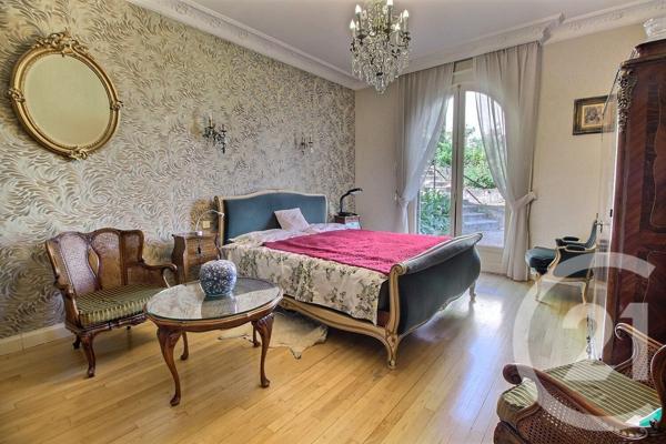 Maison à vendre  6 pièces - 235 m2 MIRIBEL - 01