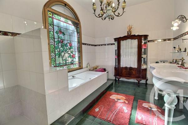 Maison à vendre  6 pièces - 235 m2 MIRIBEL - 01