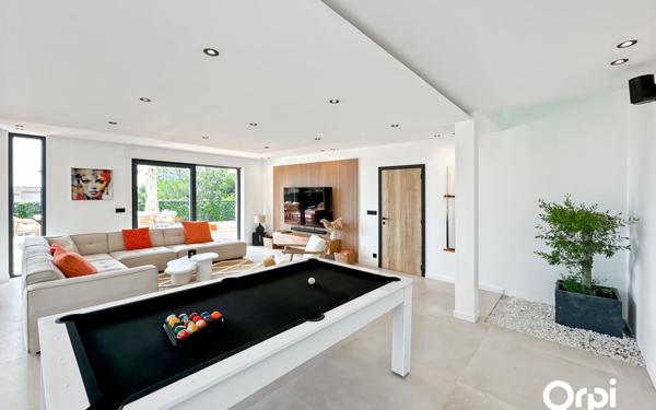 Maison à vendre    5 pièces •  Les Issambres - Roquebrune-sur-Argens