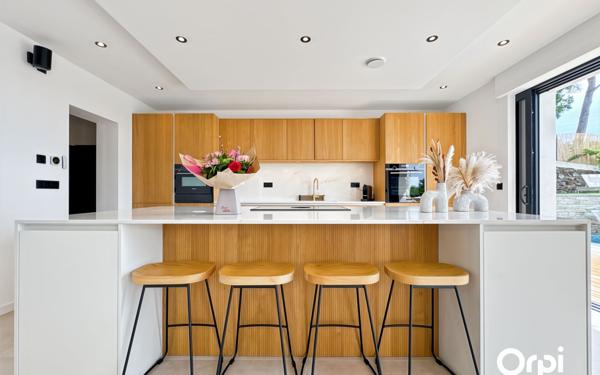 Maison à vendre    5 pièces •  Les Issambres - Roquebrune-sur-Argens