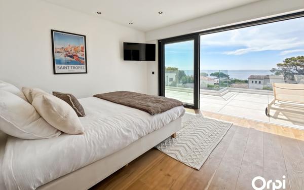 Maison à vendre    5 pièces •  Les Issambres - Roquebrune-sur-Argens