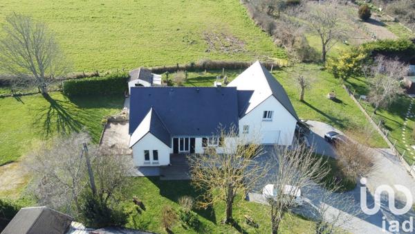 Pavillon 6 pièces de 145 m² à Montoir-de-Bretagne (44550)