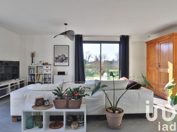 Pavillon 6 pièces de 145 m² à Montoir-de-Bretagne (44550)