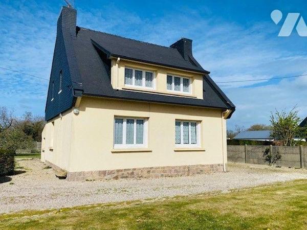 A vendre à Perros-Guirec (22700), Pavillon de plain-pied + étage, d'une surface habitable de 10...