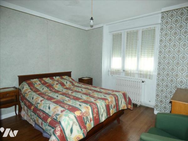 BRASPARTS- Maison double, proche bourg