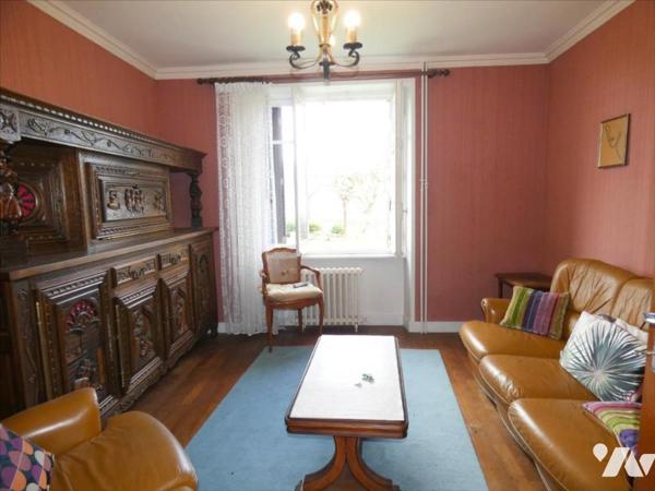 BRASPARTS- Maison double, proche bourg