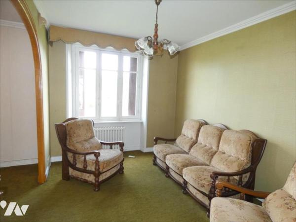 BRASPARTS- Maison double, proche bourg