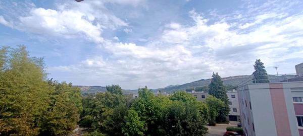 Appartement Belley 2 pièce(s) 66.81 m2 avec balcon terrasse et cave