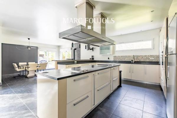 Maison Lamorlaye 7 pièce(s) 298 m2