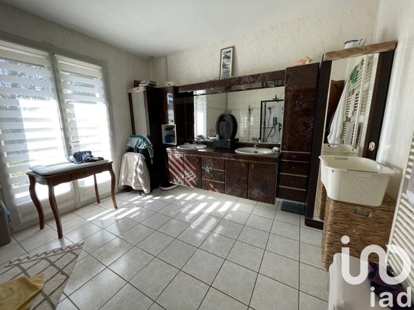 Maison à vendre 8 pièces 240 m² Château-Thierry