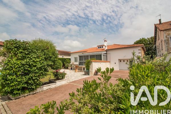 Maison à vendre 6 pièces 135 m² Mansle-les-Fontaines