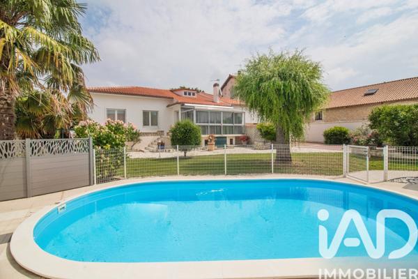 Maison à vendre 6 pièces 135 m² Mansle-les-Fontaines