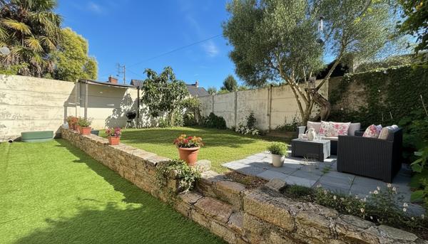 Maison de bourg lumineuse avec jardin plein sud