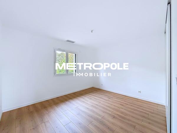 Maison 5 pièce(s) 4 chambre(s) 140.6 m²