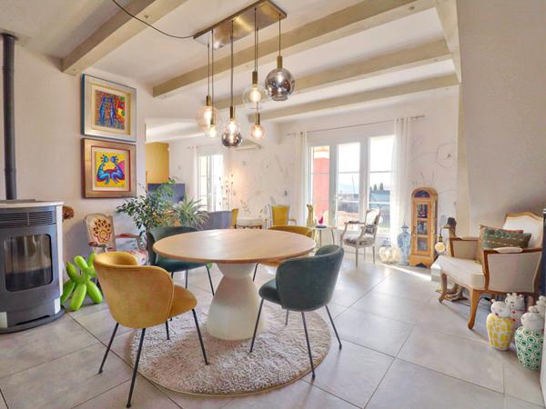 VILLA D'EXCEPTION TYPE 8 AVEC VUE IMPRENABLE JARDIN PISCINE ET TERRASSE