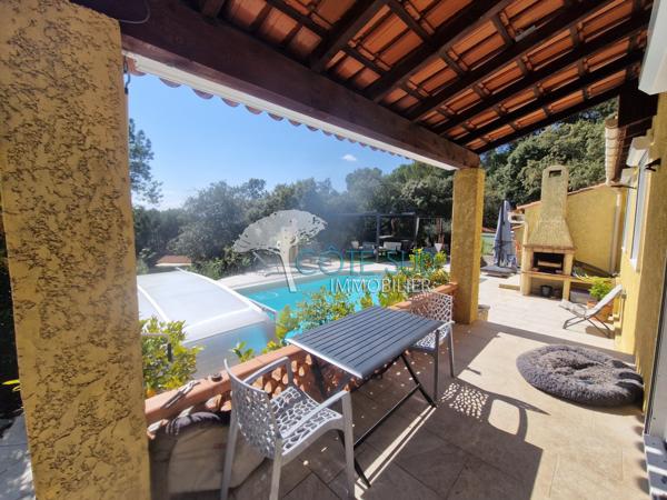 Lorgues (83510) Maison Lorgues 5 pièces 3 chambres avec piscine et garage, dans un quartier résidentiel, en position dominante