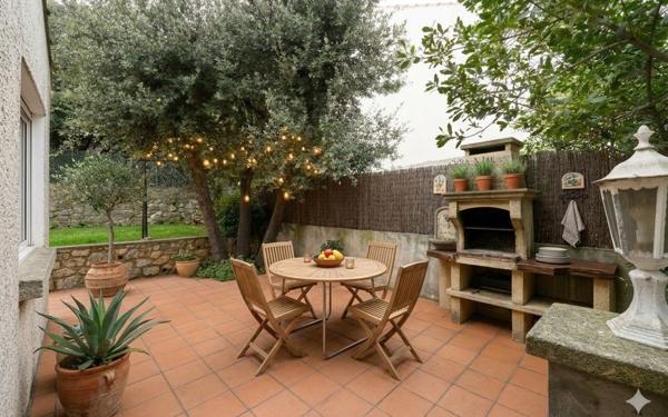 Maison à vendre    4 pièces •  Toulon