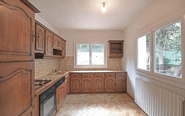 Maison à vendre    4 pièces •  Toulon