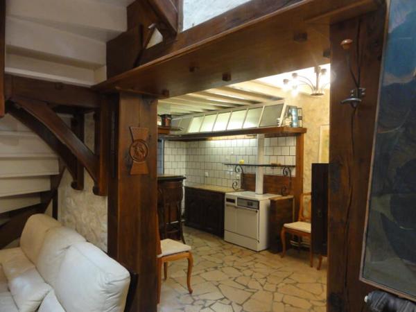 Immeuble Egleny 400 m2