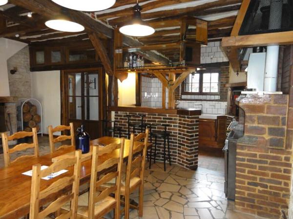 Immeuble Egleny 400 m2