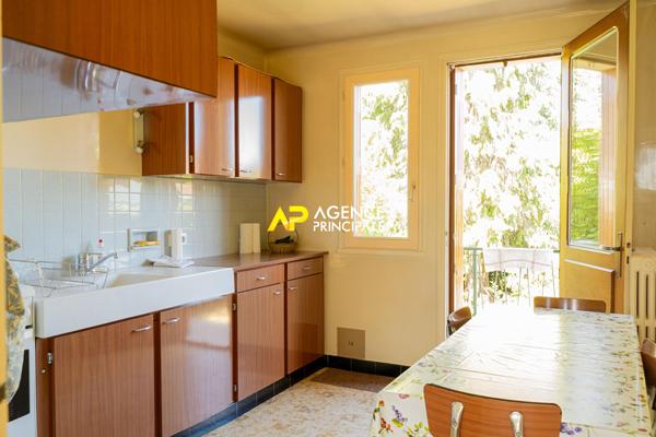 Sartrouville - La Plaine - Miaison 5 pièces 81 m2 624 750 € **  - Référence  9596