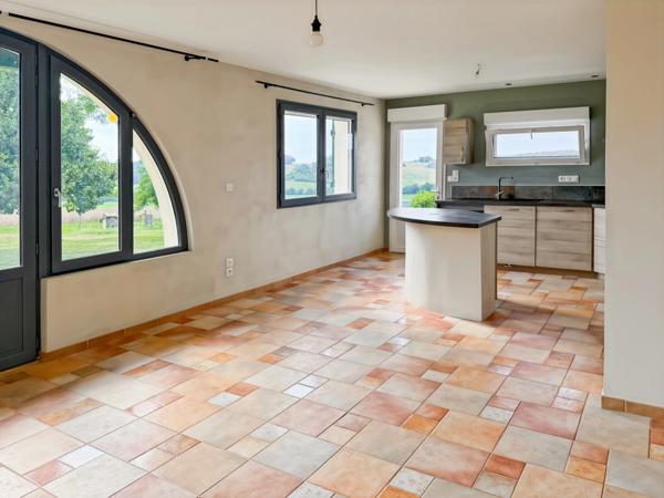 Maison à vendre 7 pièces LUPIAC (32) - 148 m2 - Terrain 4884 m2
