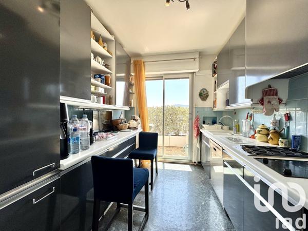 Appartement 4 pièces de 112 m² à La Seyne-sur-Mer (83500)