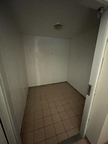 Location Local commercial 80 m2 à Saint-Quentin