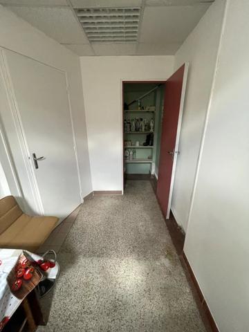 Location Local commercial 80 m2 à Saint-Quentin