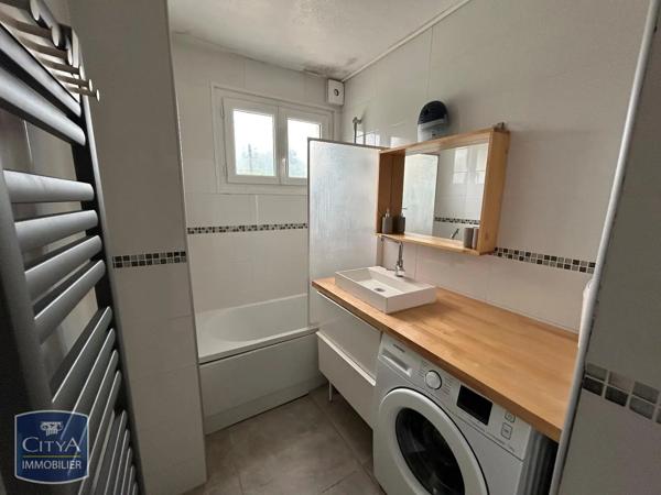 Appartement à louer 5 pièces 10m² Annecy (74600)