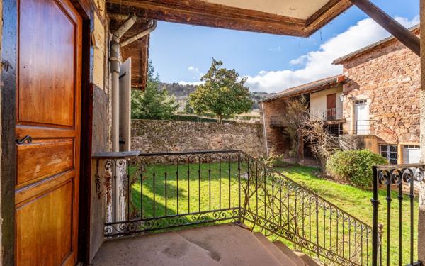 Maison à vendre    11 pièces •  Cogny