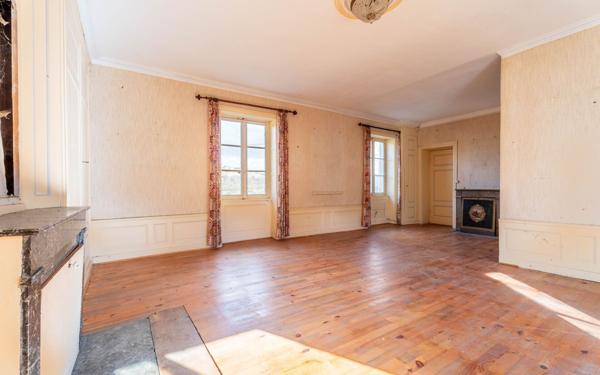 Maison à vendre    11 pièces •  Cogny