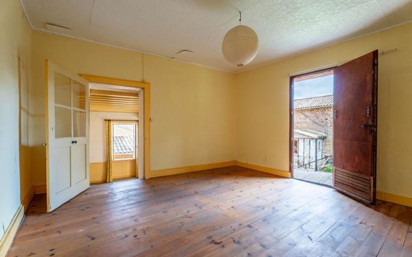 Maison à vendre    11 pièces •  Cogny