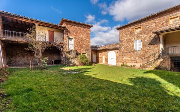 Maison à vendre    11 pièces •  Cogny