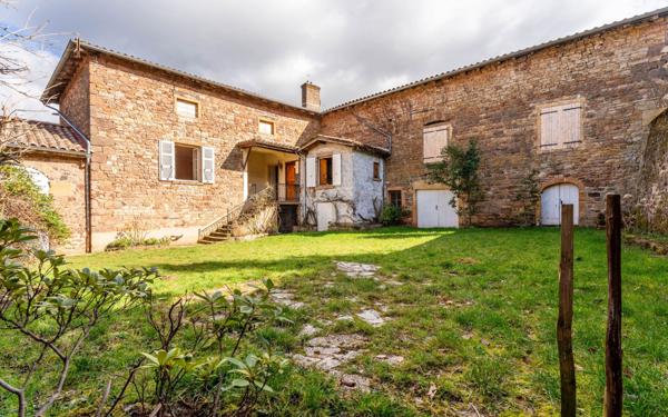 Maison à vendre    11 pièces •  Cogny