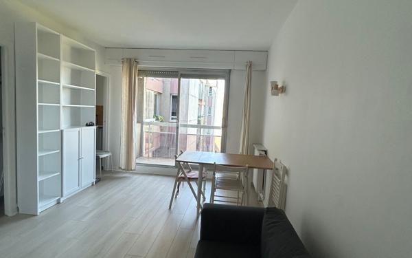 Appartement à louer    1 pièce • 34,78 m2 Bordeaux