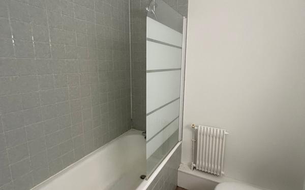 Appartement à louer    1 pièce • 34,78 m2 Bordeaux