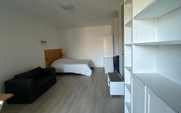 Appartement à louer    1 pièce • 34,78 m2 Bordeaux